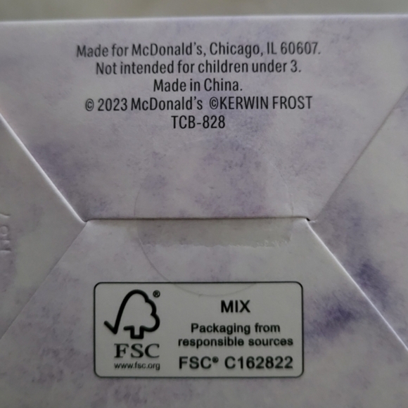 Kerwin Frost Presents McDonald's Mcnuggets Buddies Adult Happy Meal Toy. - Picture 10 of 10